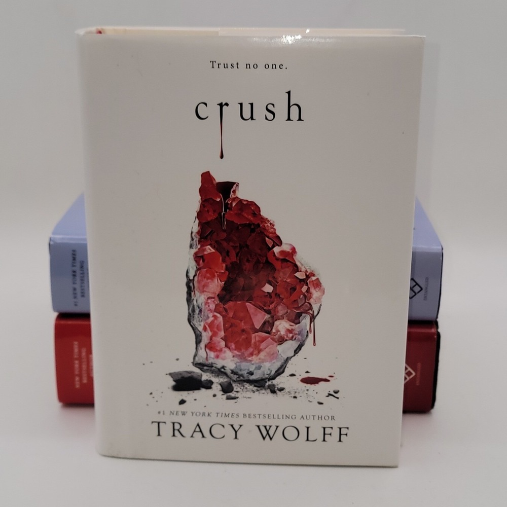 Tracy Wolff Crush Covet Charm Hardcover First Edition Target Exclusive Set Good